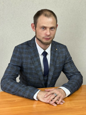 Абушахманов Денис Анатольевич Абушахманов Денис Анатольевич